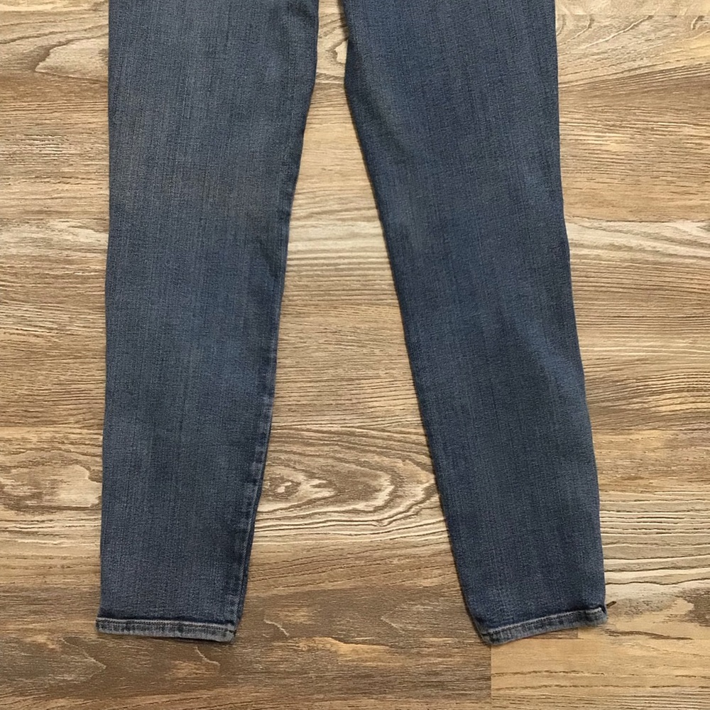 J Brand Low Rise Capri Zip Hem Medium Rinse 25 - Picture 8 of 14